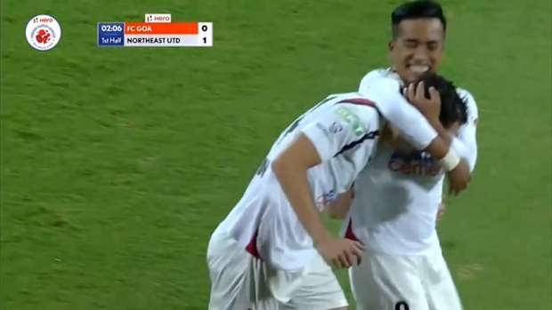 Santana Scores a brilliant free-kick 